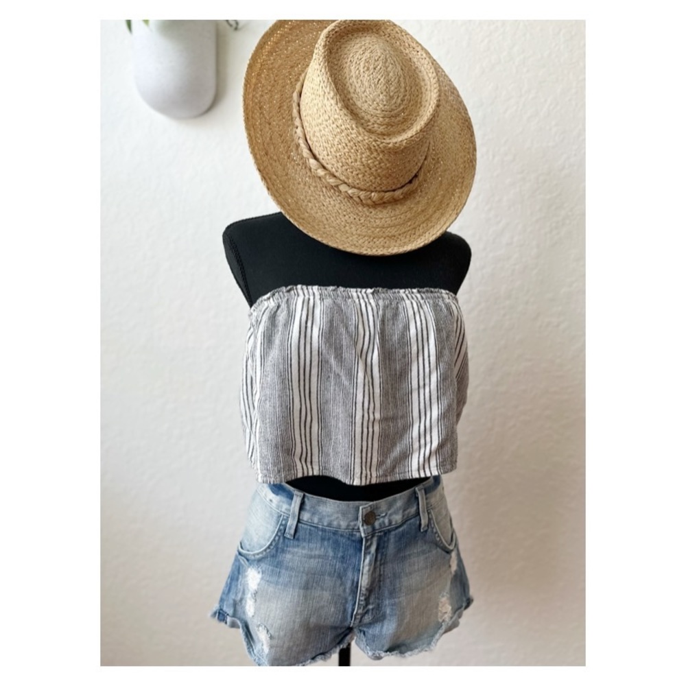 Hollister Top